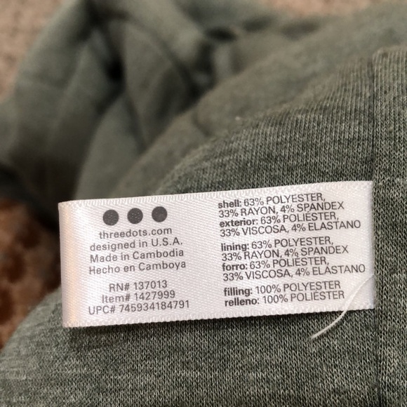 Title Nine Puffy Jacket Size Small Sage Green - Picture 9 of 9